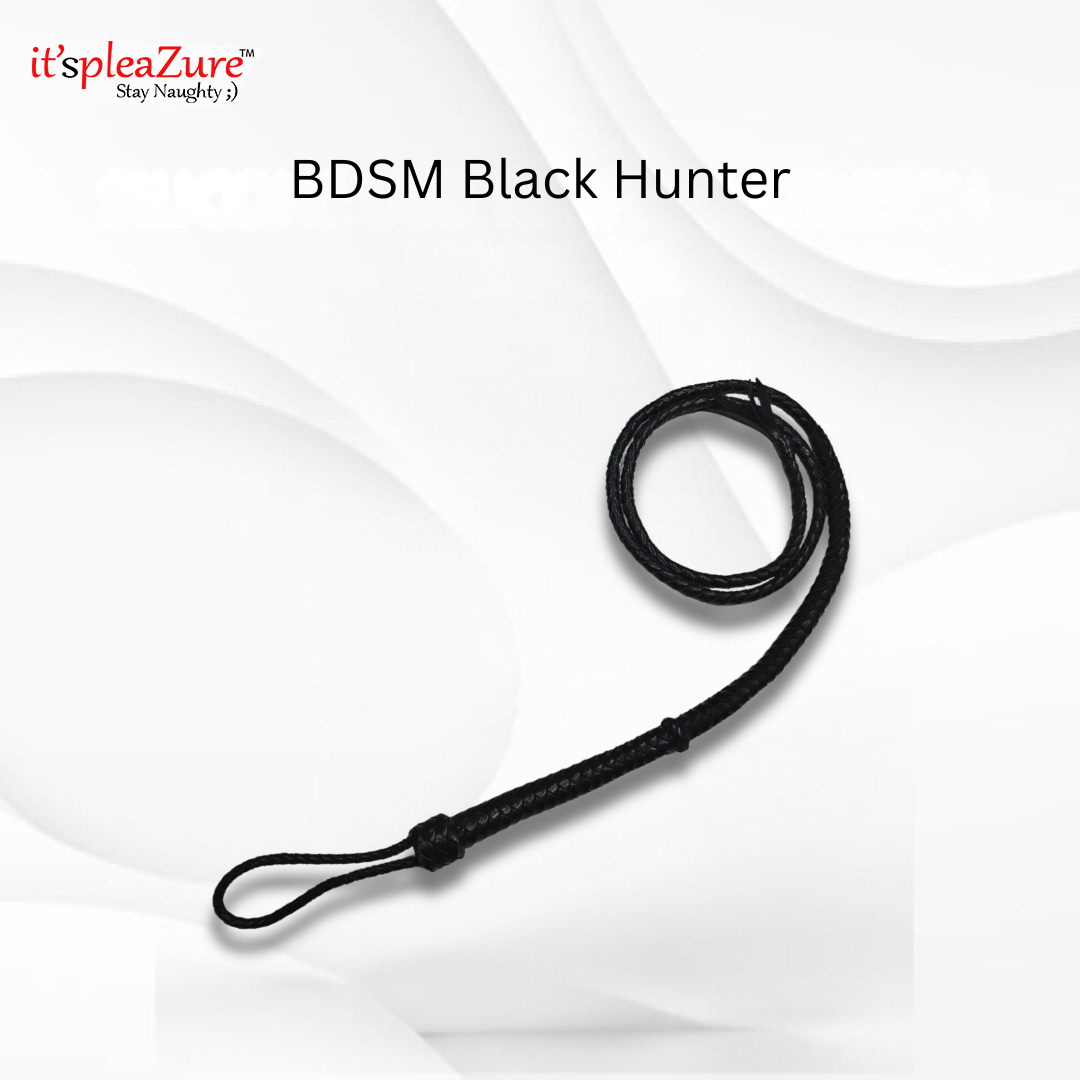 Black leash labeled 'BDSM Black Hunter' on a white background with 'it's pleazure' branding.